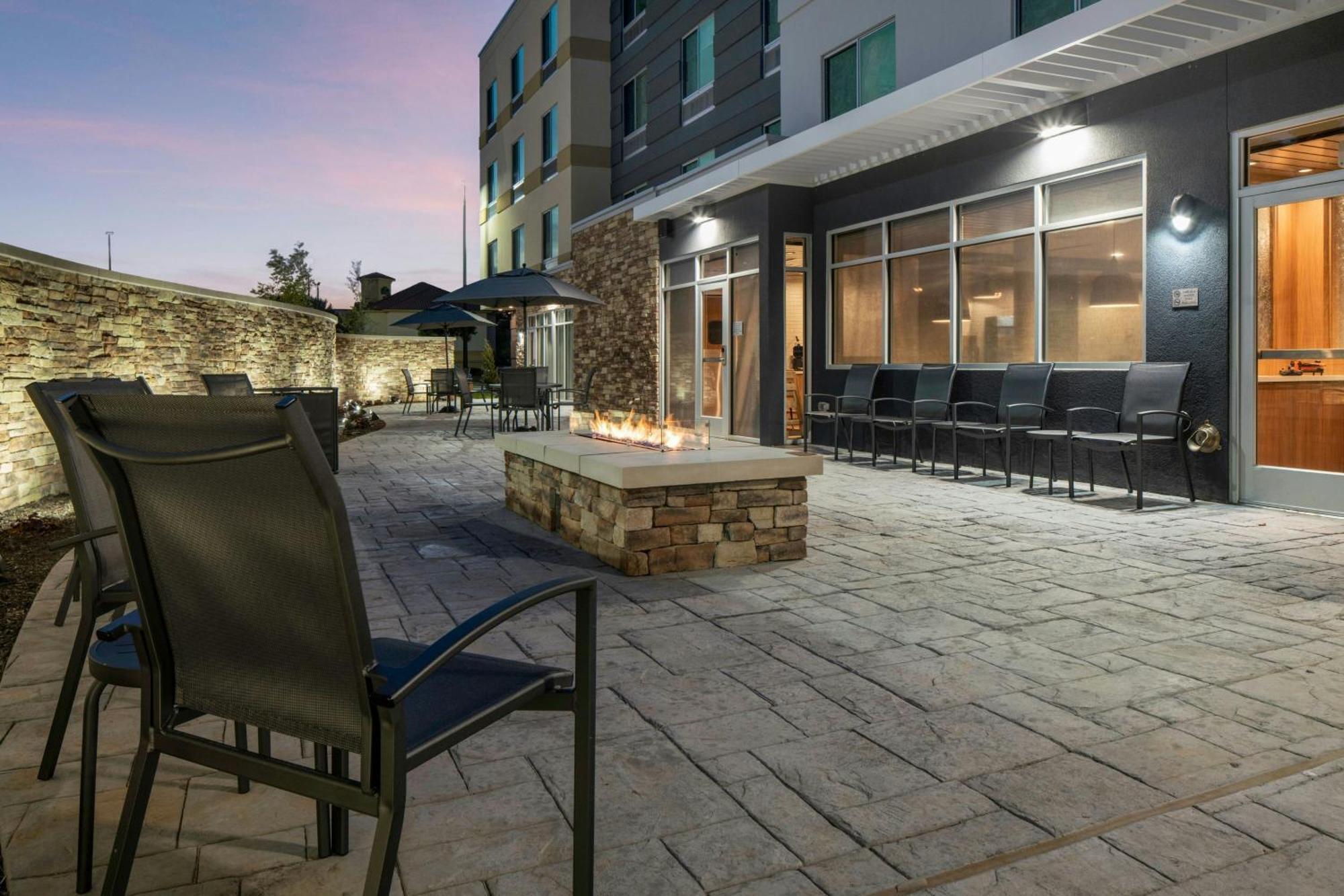 Fairfield By Marriott Inn & Suites Dallas Dfw Airport North, Irving Exterior photo